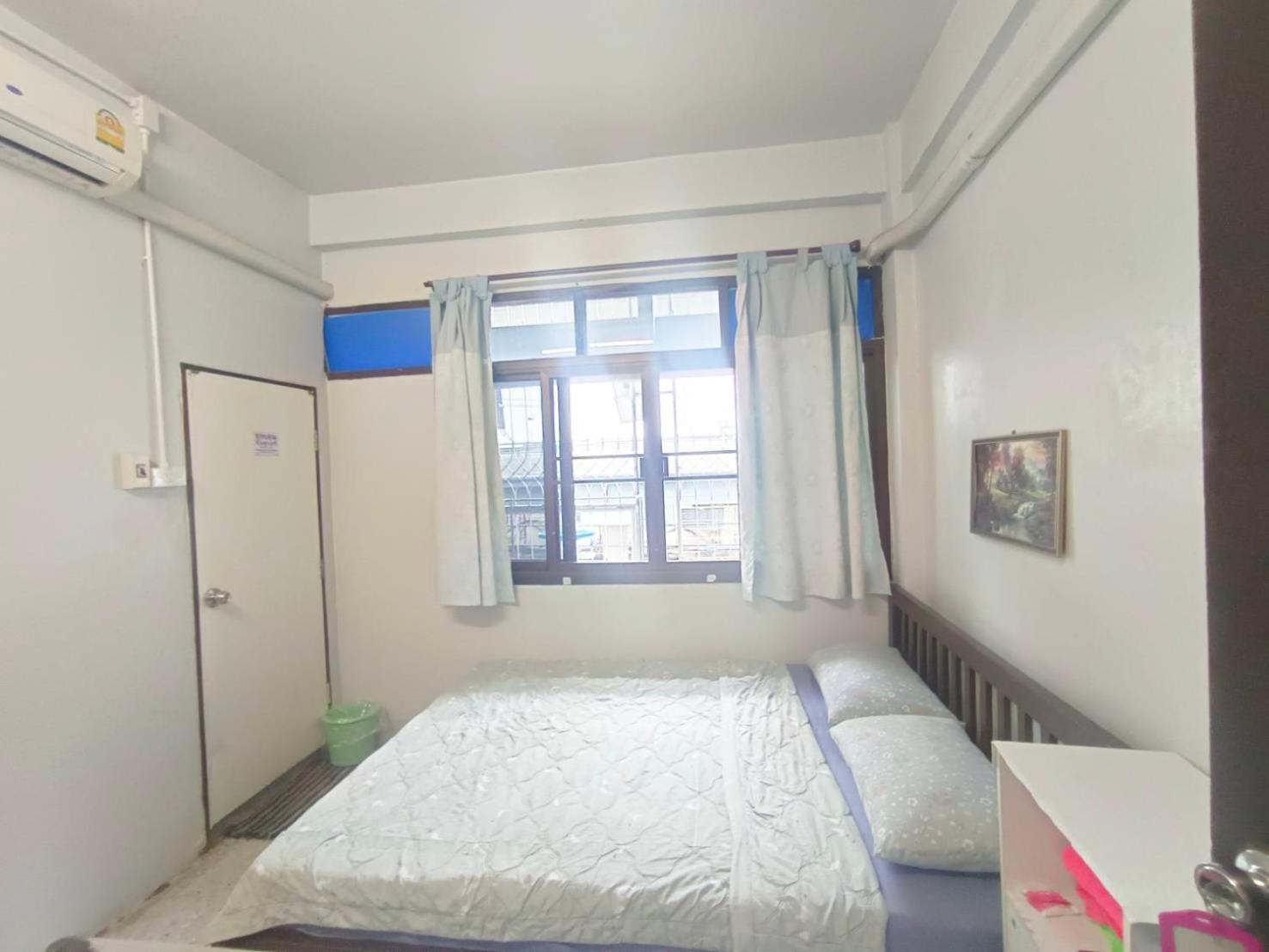 ห้องพักสุขสบายวังหลัง Bangkok Habitación foto
